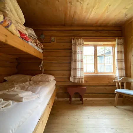 Brattland Saeter * Tessand